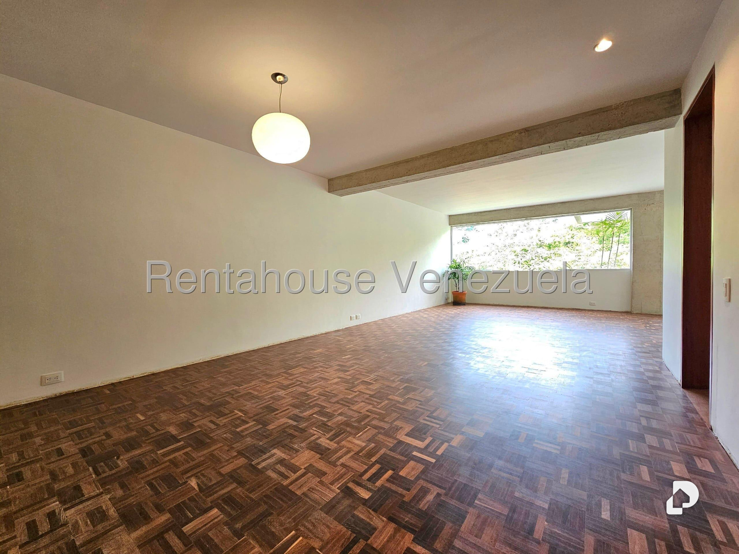 Apartamento en San Román, Caracas – 2