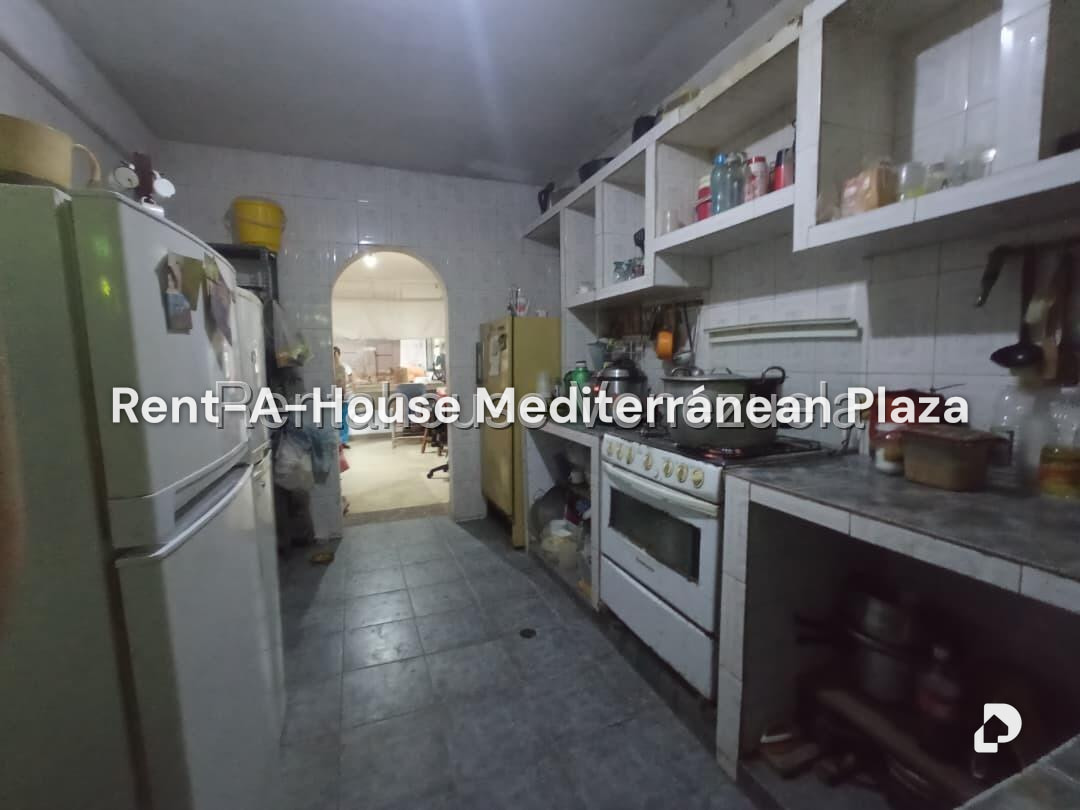 Casa en La Castellana, San Joaquín – 14