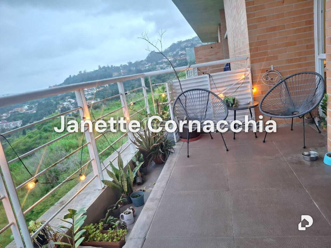 Apartamento en Alto Hatillo, Caracas – 12