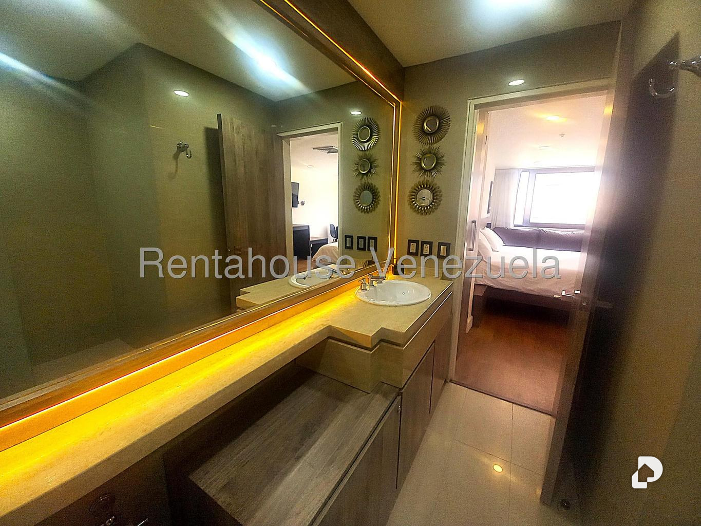Apartamento en Chuao, Caracas – 12