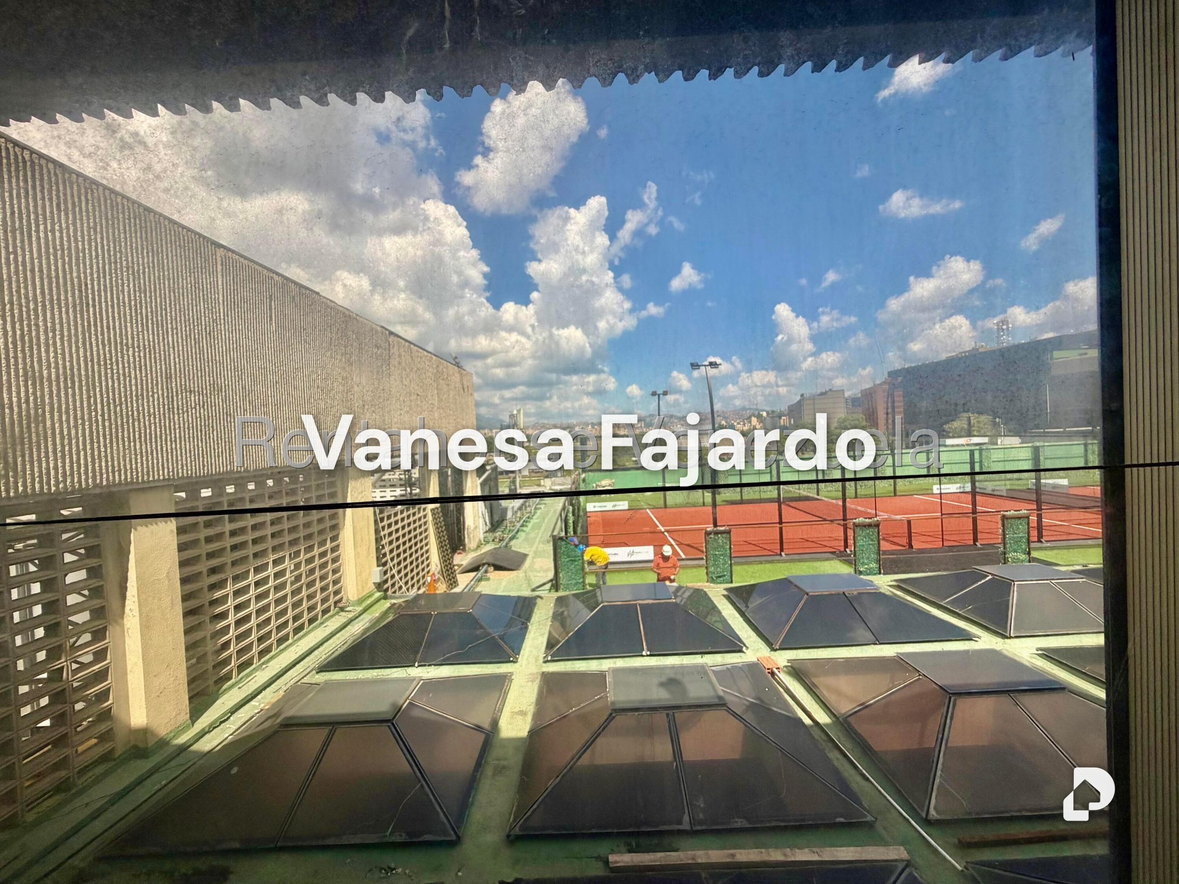 Office in Chuao, Caracas – 15
