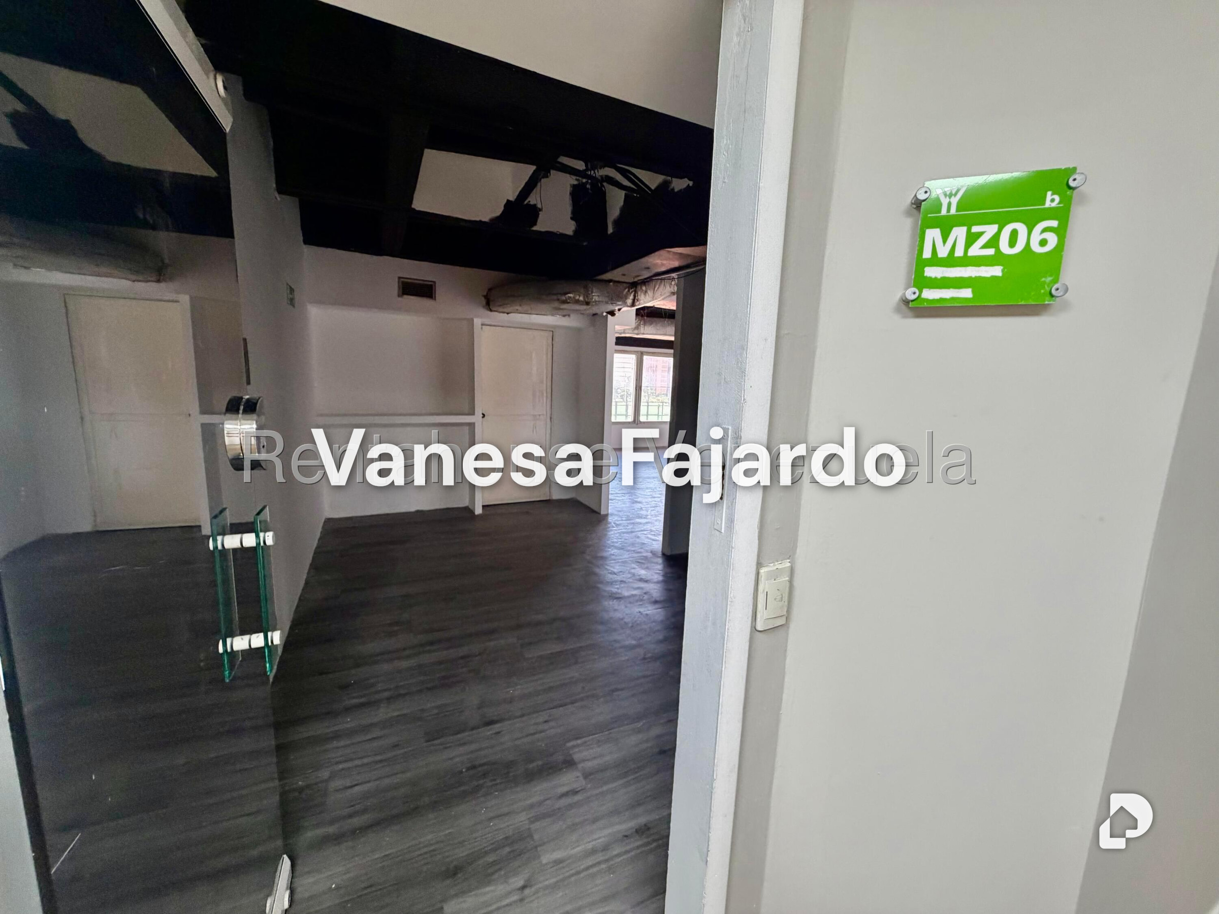 Office in Chuao, Caracas – 17