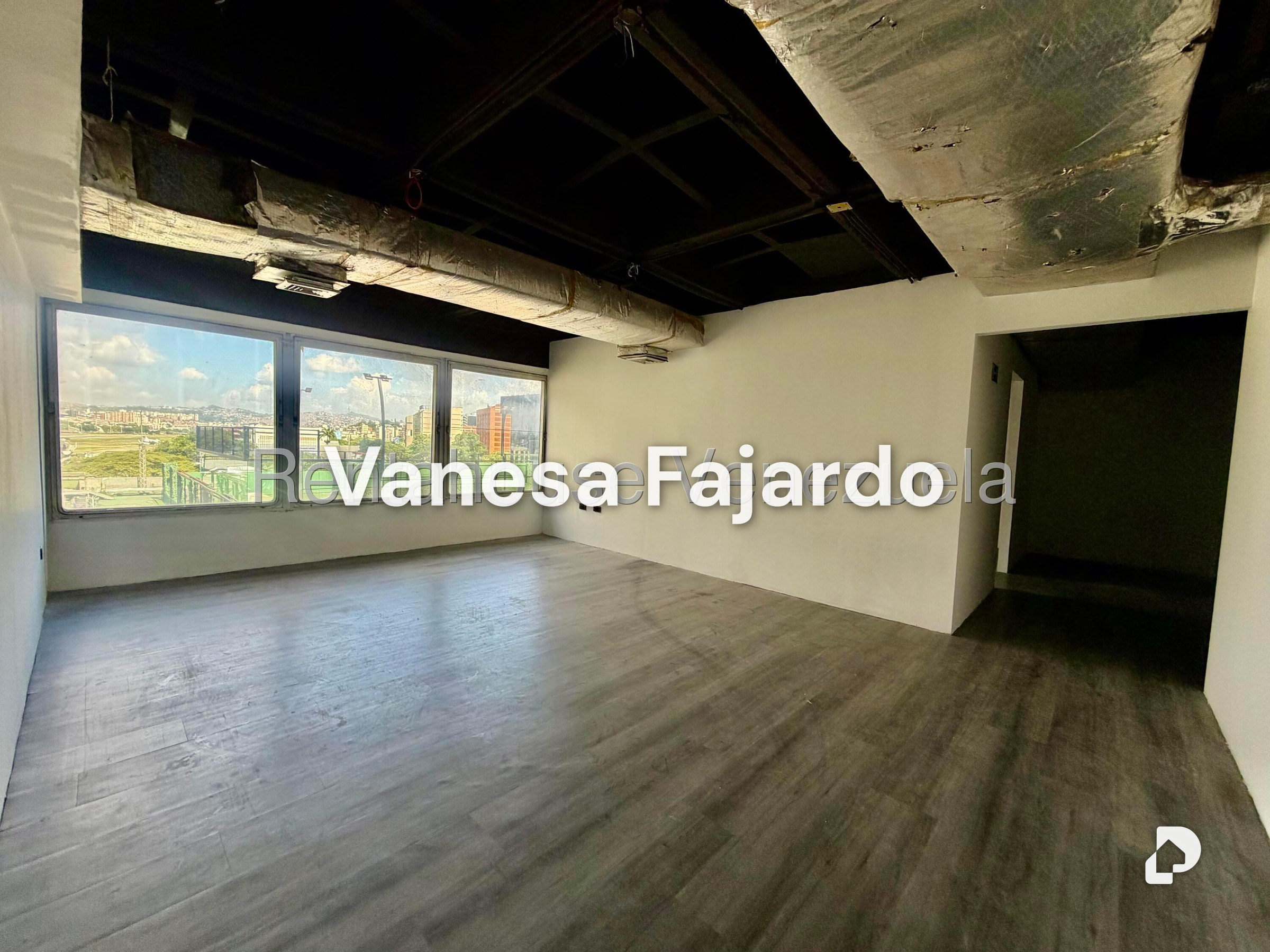 Office in Chuao, Caracas – 8