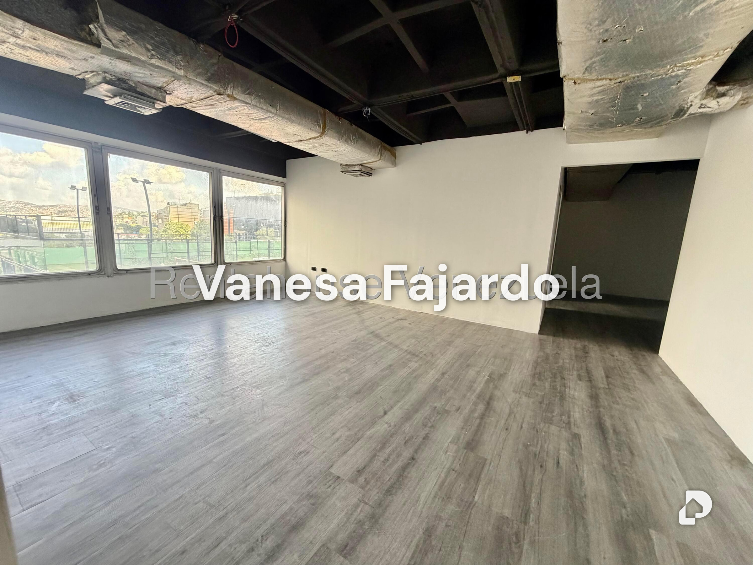 Office in Chuao, Caracas – 21