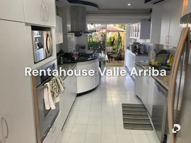 Apartamento en Lomas de La Lagunita, Caracas – 9