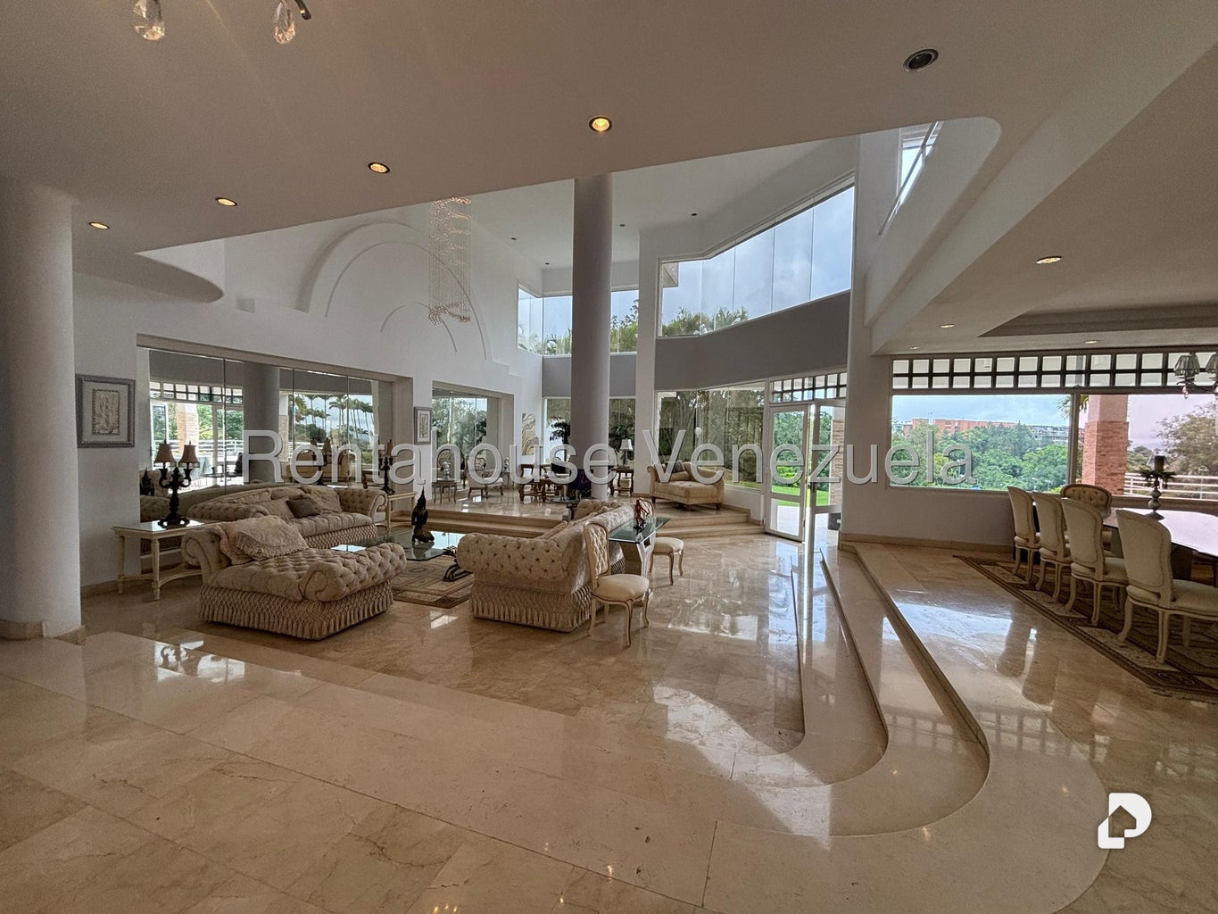 Casa en La Lagunita Country Club, Caracas – 13