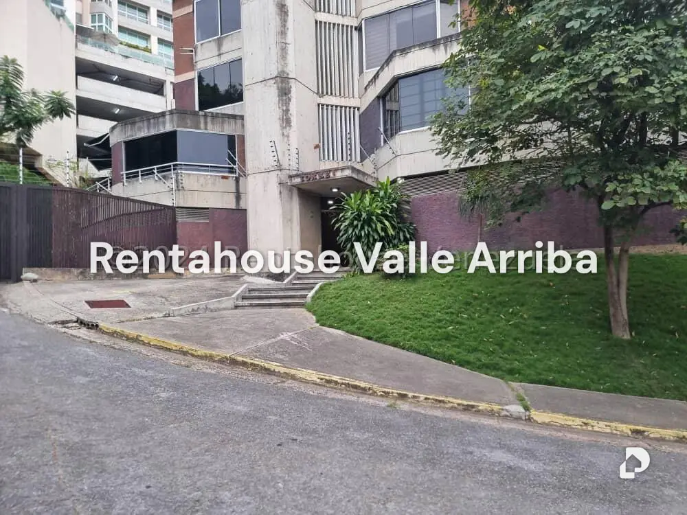 Apartamento en Lomas de Las Mercedes, Caracas – 1