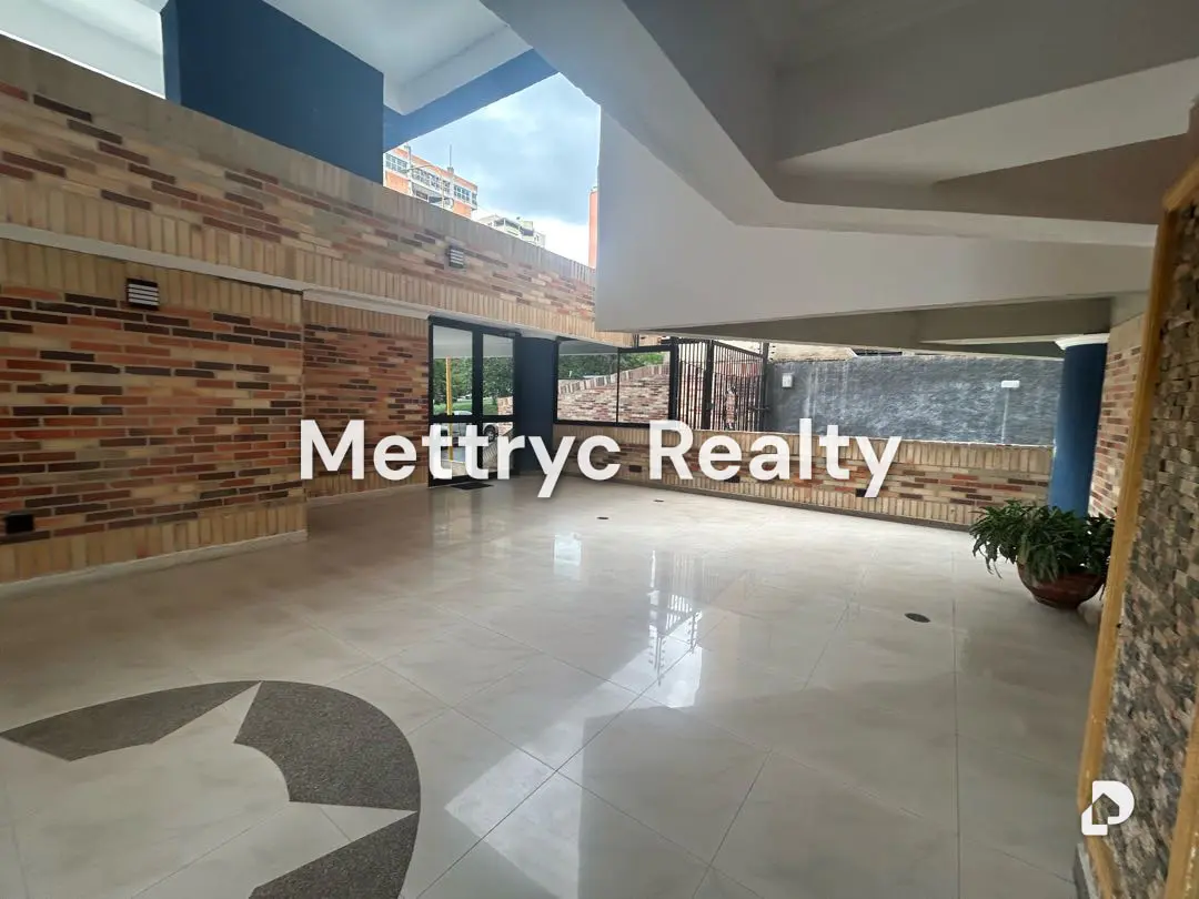 Apartamento en La Trigaleña, Valencia – 28