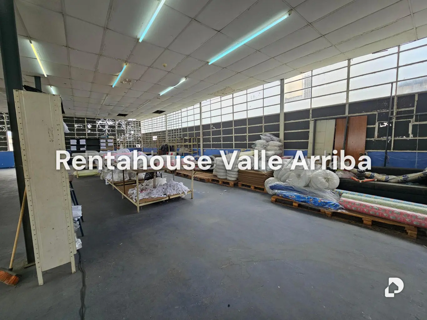 Local comercial en Parroquia Altagracia, Caracas – 15