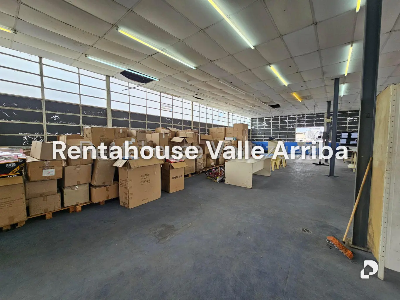 Local comercial en Parroquia Altagracia, Caracas – 14