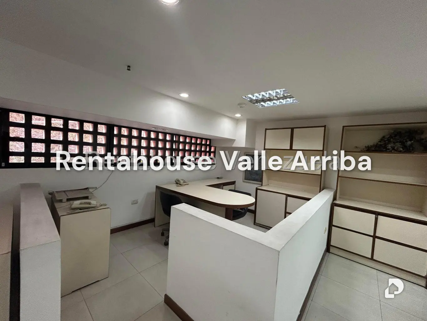 Office in La Boyera, Caracas – 14