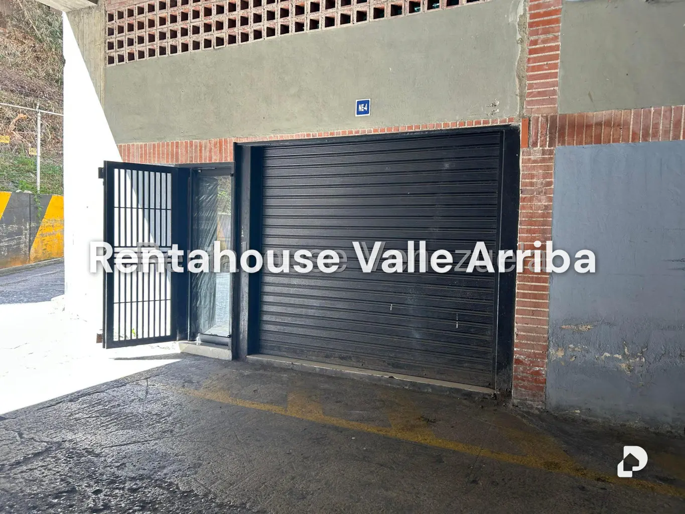 Office in La Boyera, Caracas – 2
