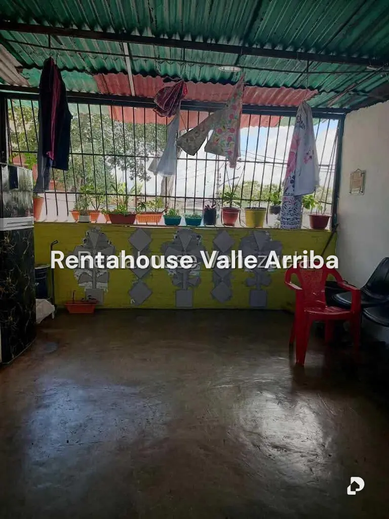 Casa en Catia, Caracas – 24