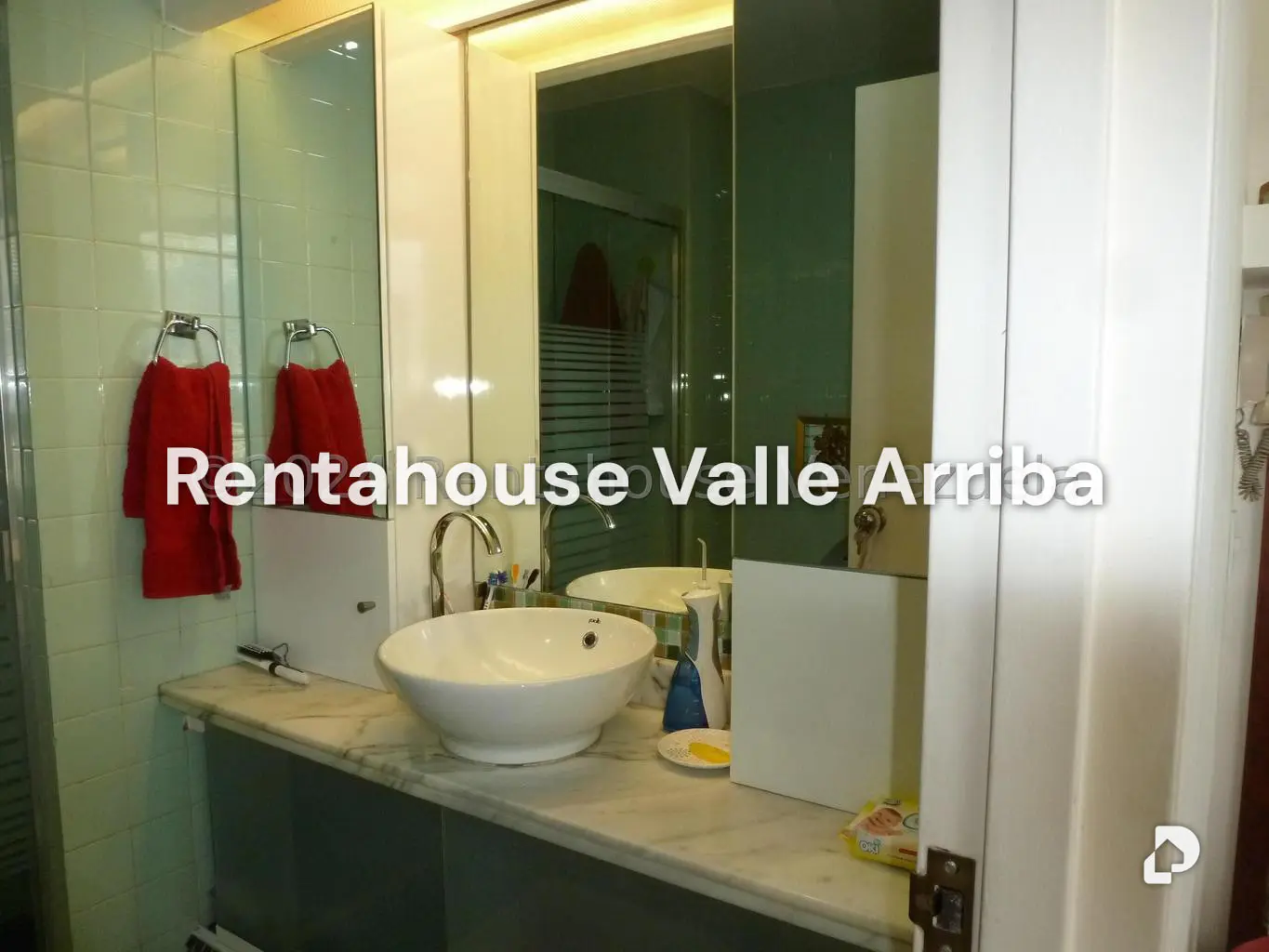 Apartamento en Lomas de Las Mercedes, Caracas – 17