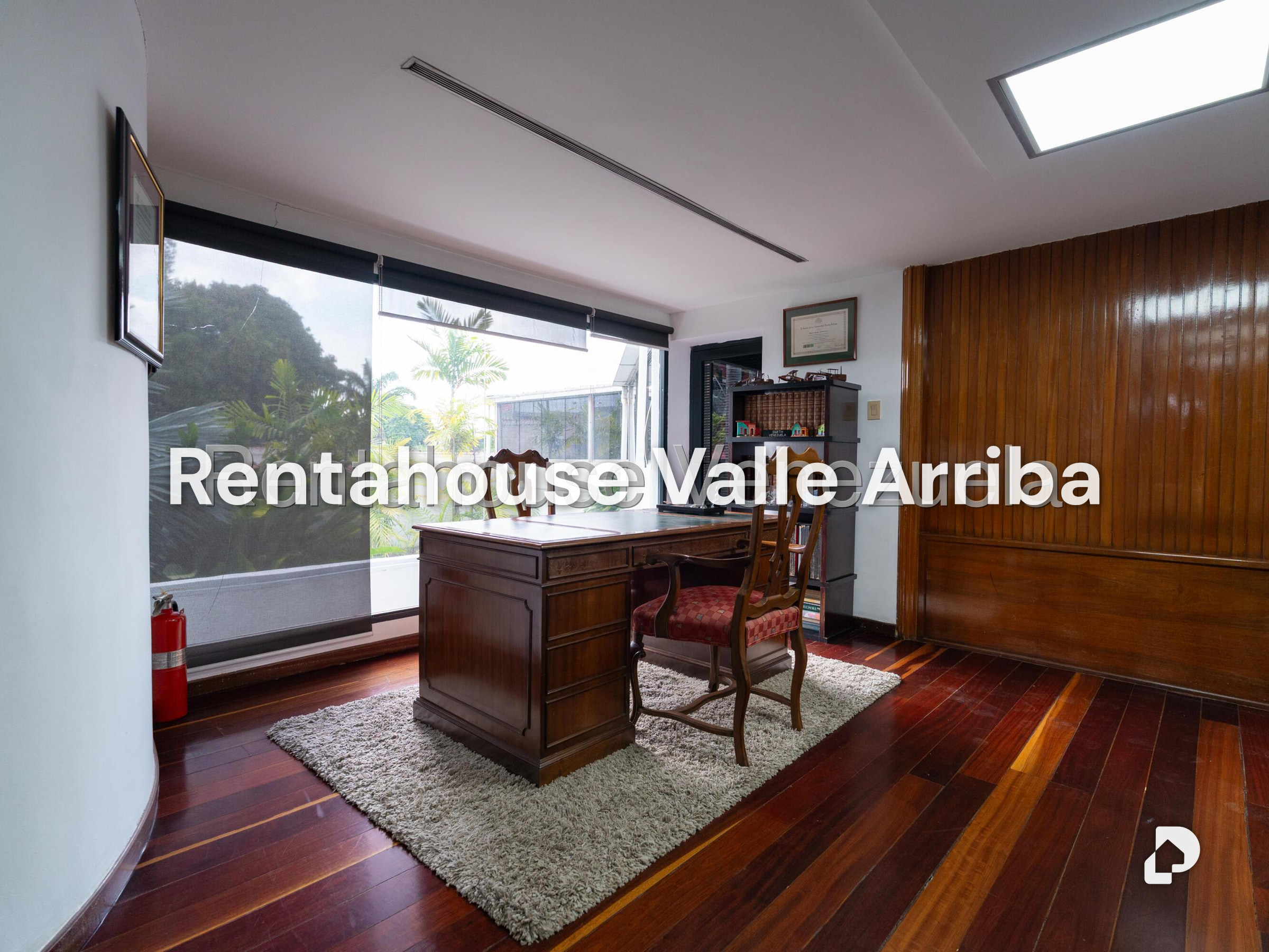 Casa en Altamira, Caracas – 13
