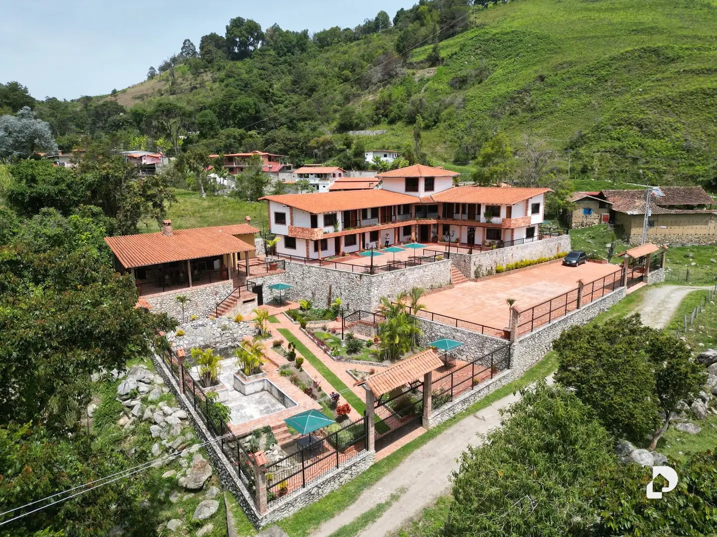 Edificio en Mucunután, Tabay – 4
