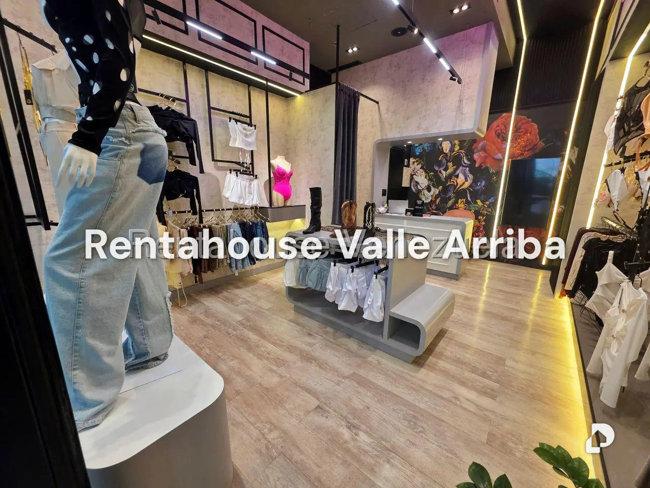 Local comercial en Cerro Verde, Caracas – 5