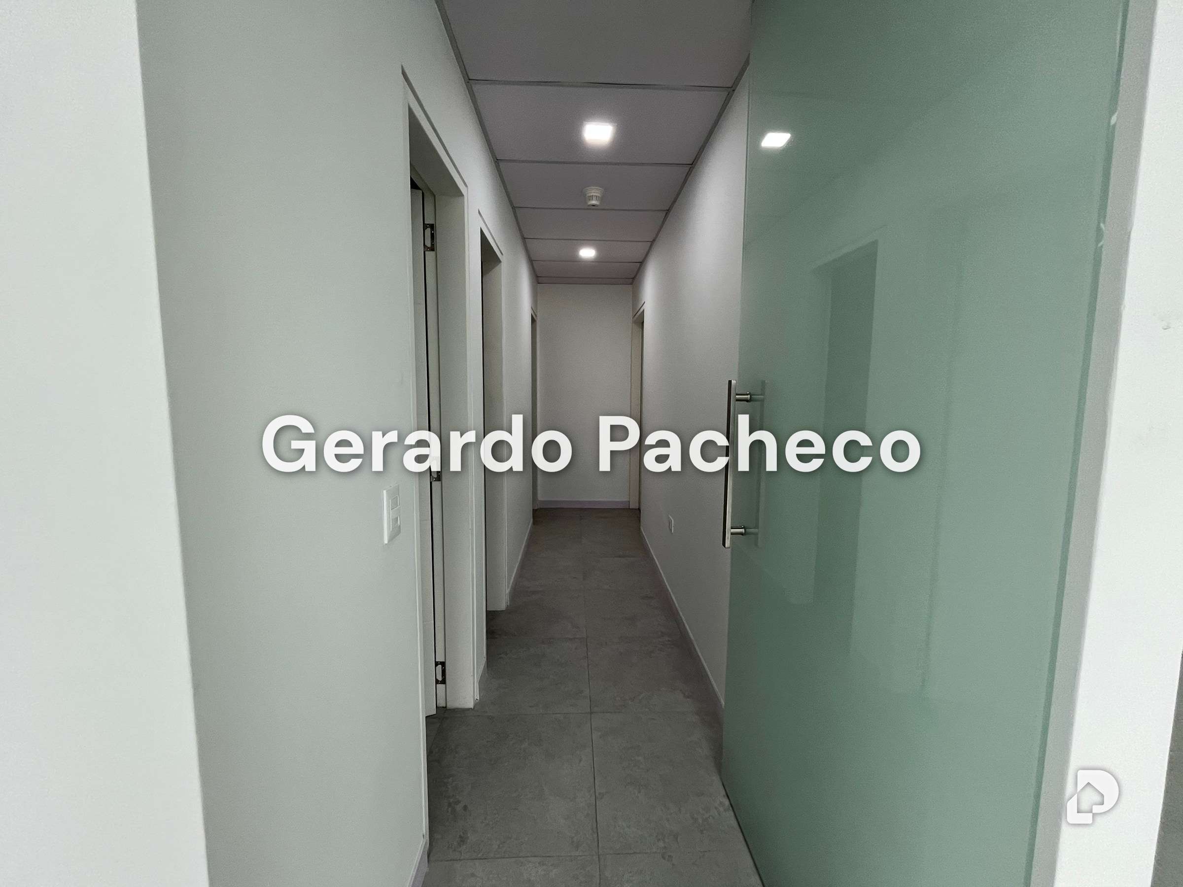 Oficina en Las Mercedes, Caracas – 11