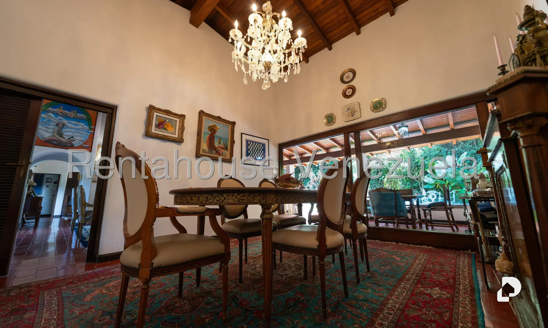 Casa en Cerro Verde, Caracas – 13