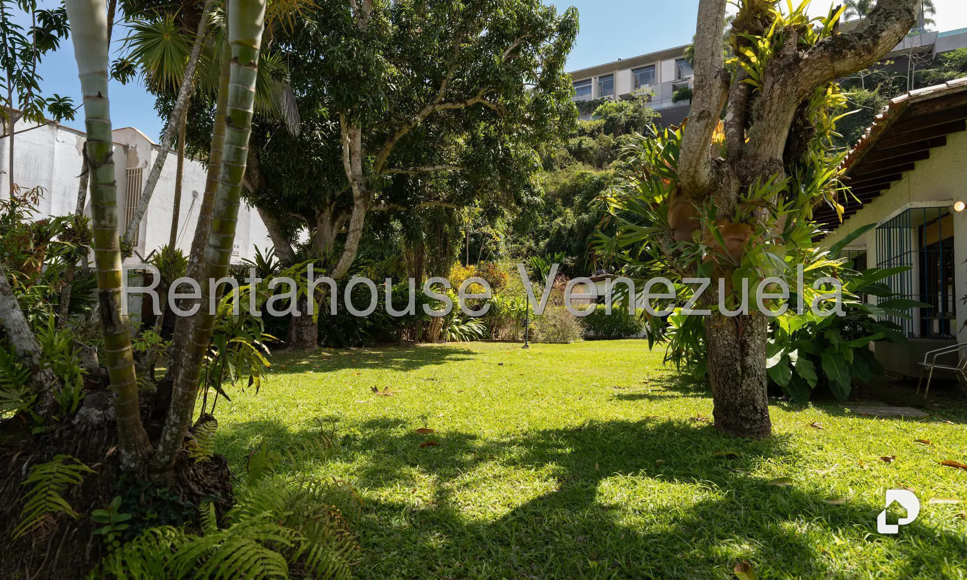 Casa en Cerro Verde, Caracas – 43