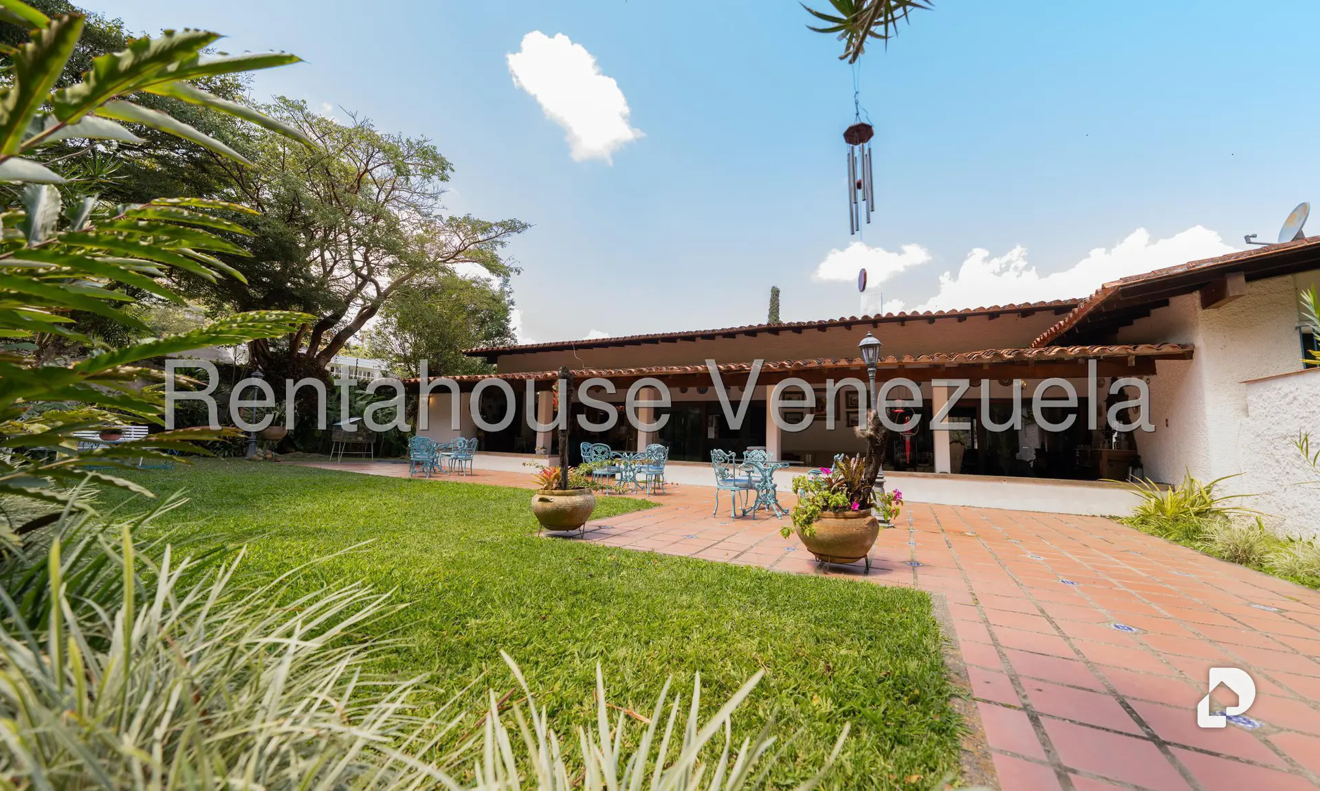 Casa en Cerro Verde, Caracas – 31