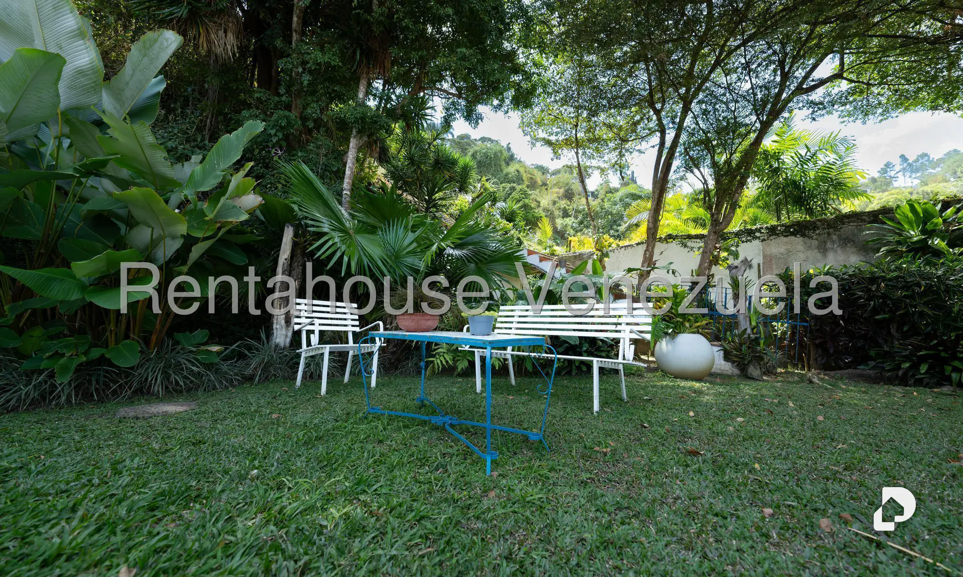 Casa en Cerro Verde, Caracas – 32