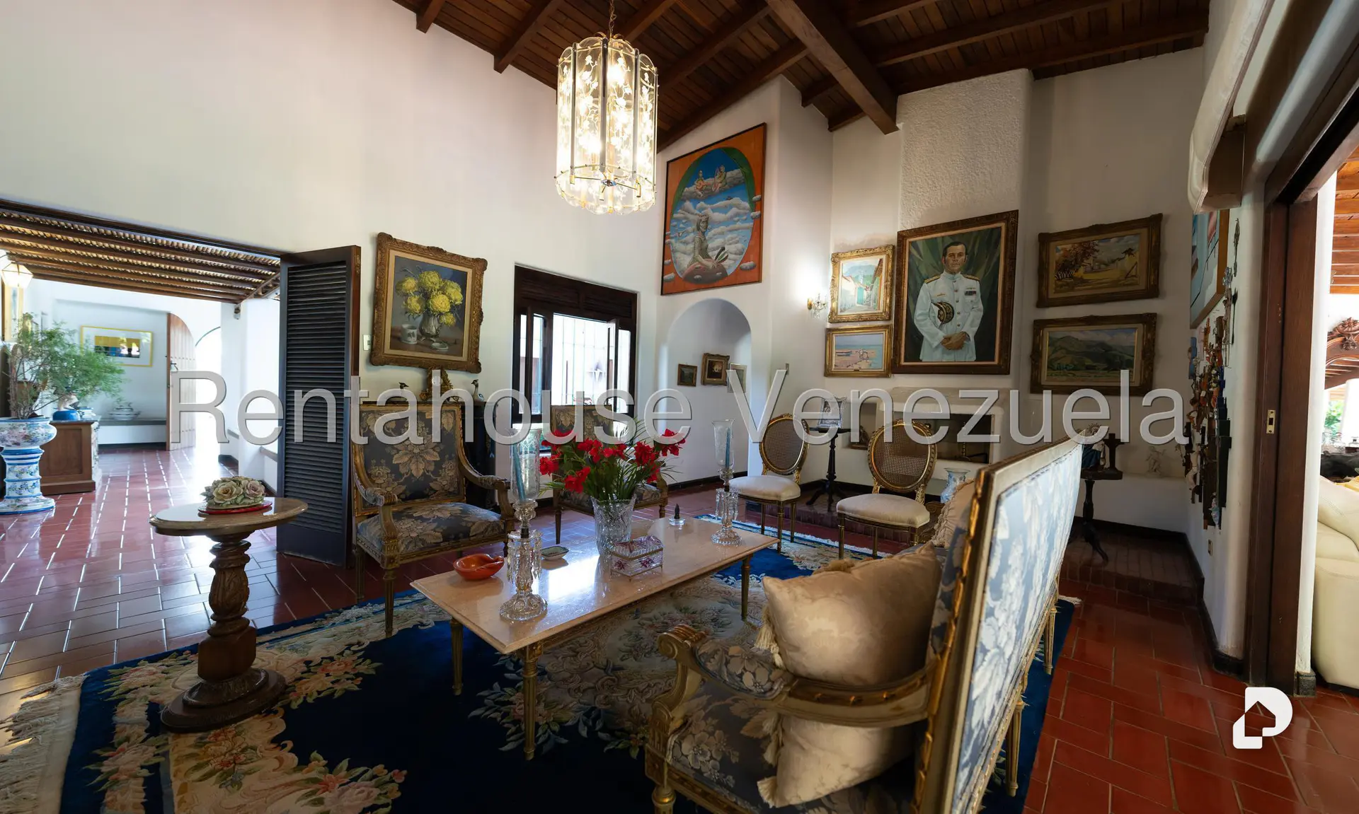 Casa en Cerro Verde, Caracas – 11