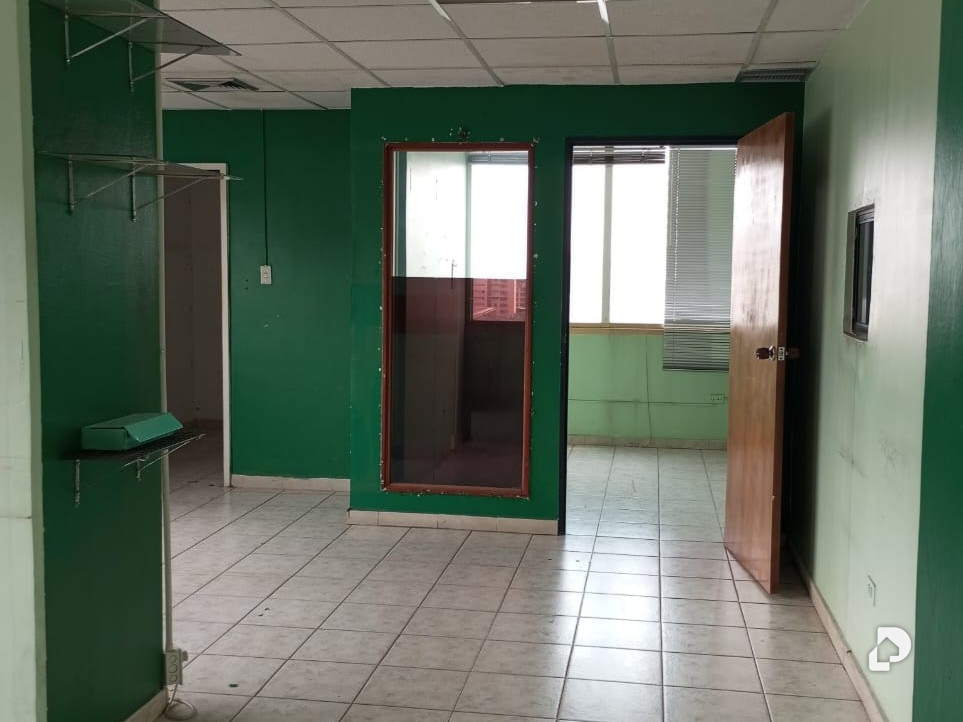 Oficina en Av. Bolívar Norte, Valencia – 1