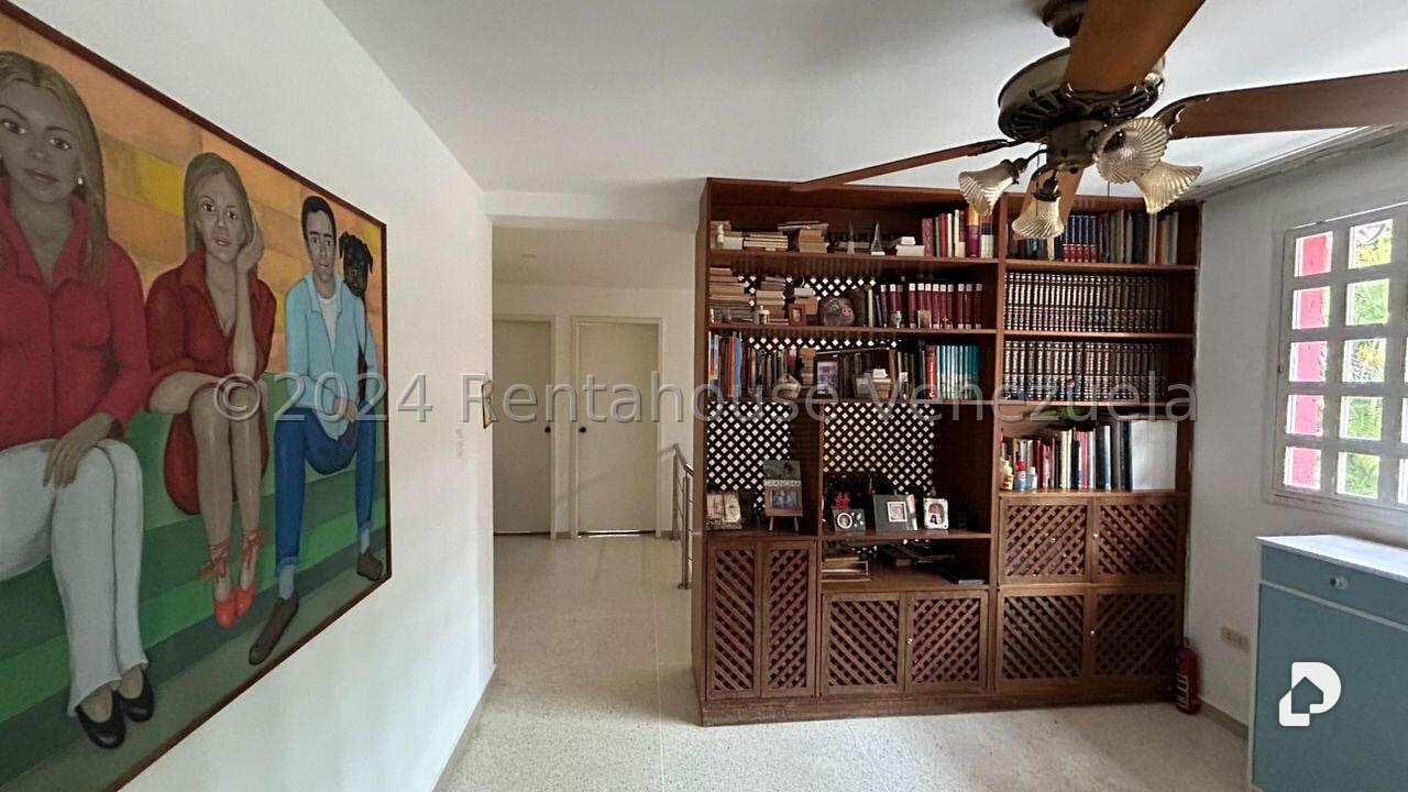 Casa en Cumbres de Curumo, Caracas – 27
