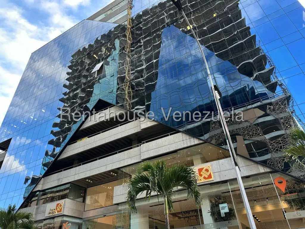 Commercial space in Las Mercedes, Caracas - 1