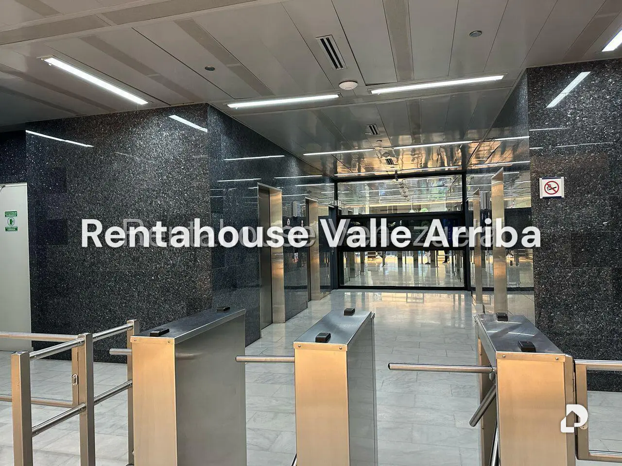 Local comercial en Las Mercedes, Caracas – 5