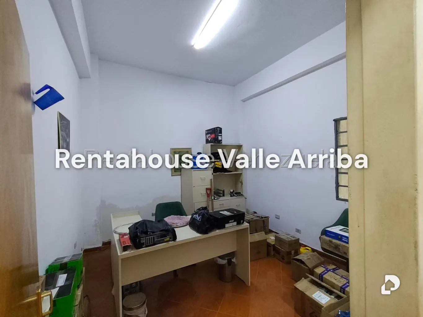 Local comercial en Parroquia La Candelaria, Caracas – 12