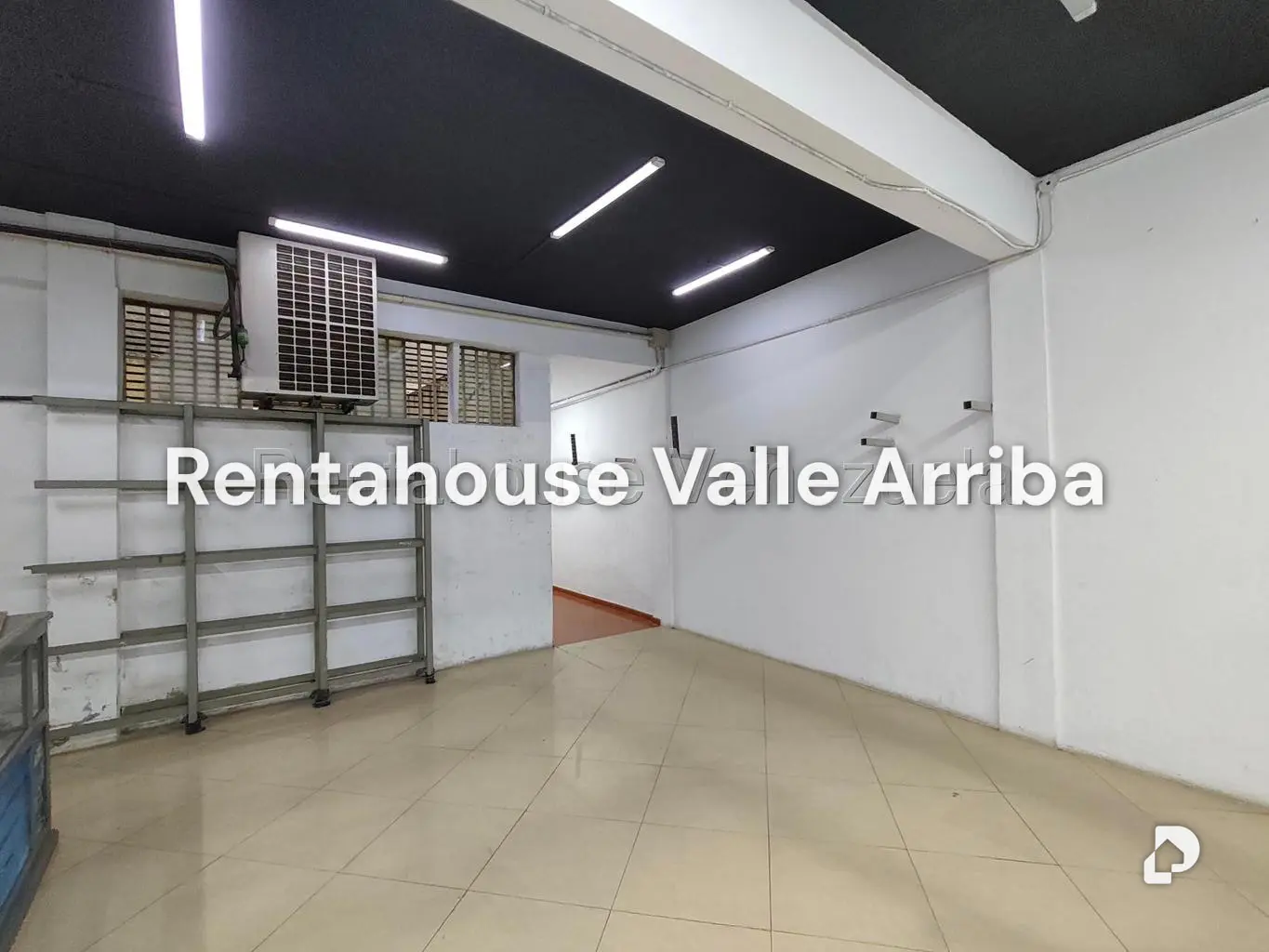 Local comercial en Parroquia La Candelaria, Caracas – 6