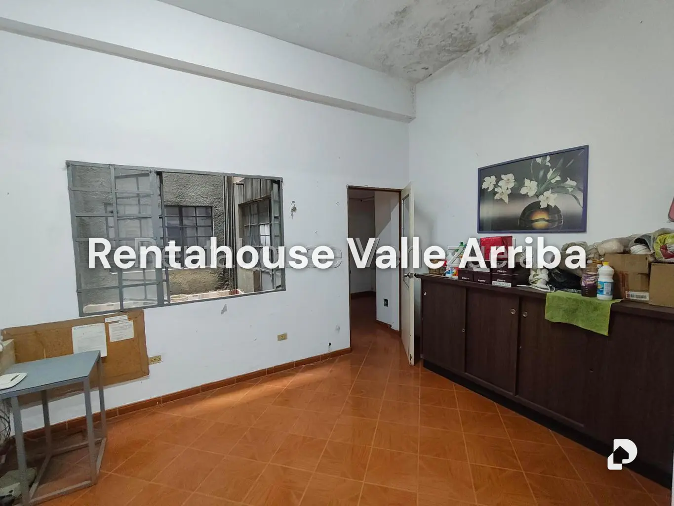 Local comercial en Parroquia La Candelaria, Caracas – 14