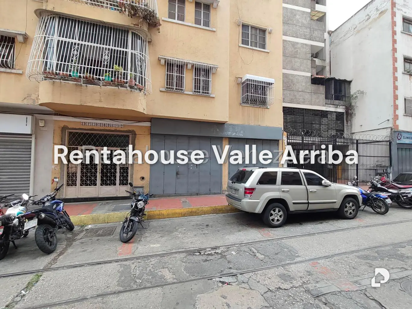 Local comercial en Parroquia La Candelaria, Caracas – 2