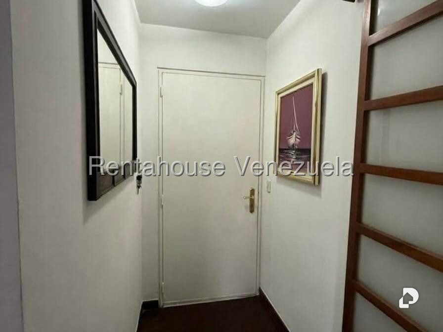 Apartamento en El Rosal, Caracas – 4