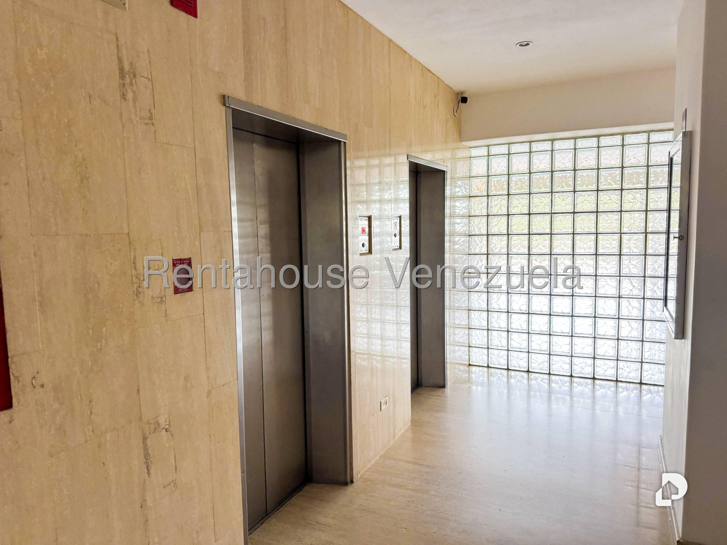 Apartamento en Manzanares, Caracas – 25