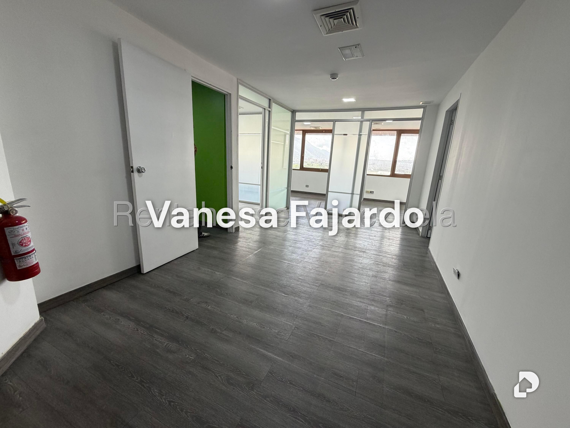 Oficina en Chuao, Caracas – 15