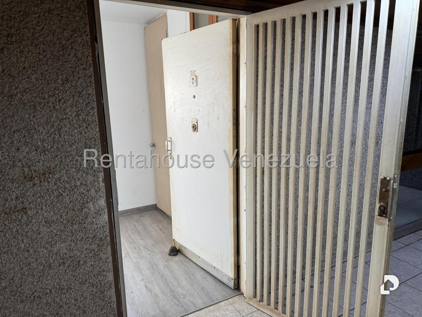 Apartment in Parque Central, Caracas – 4