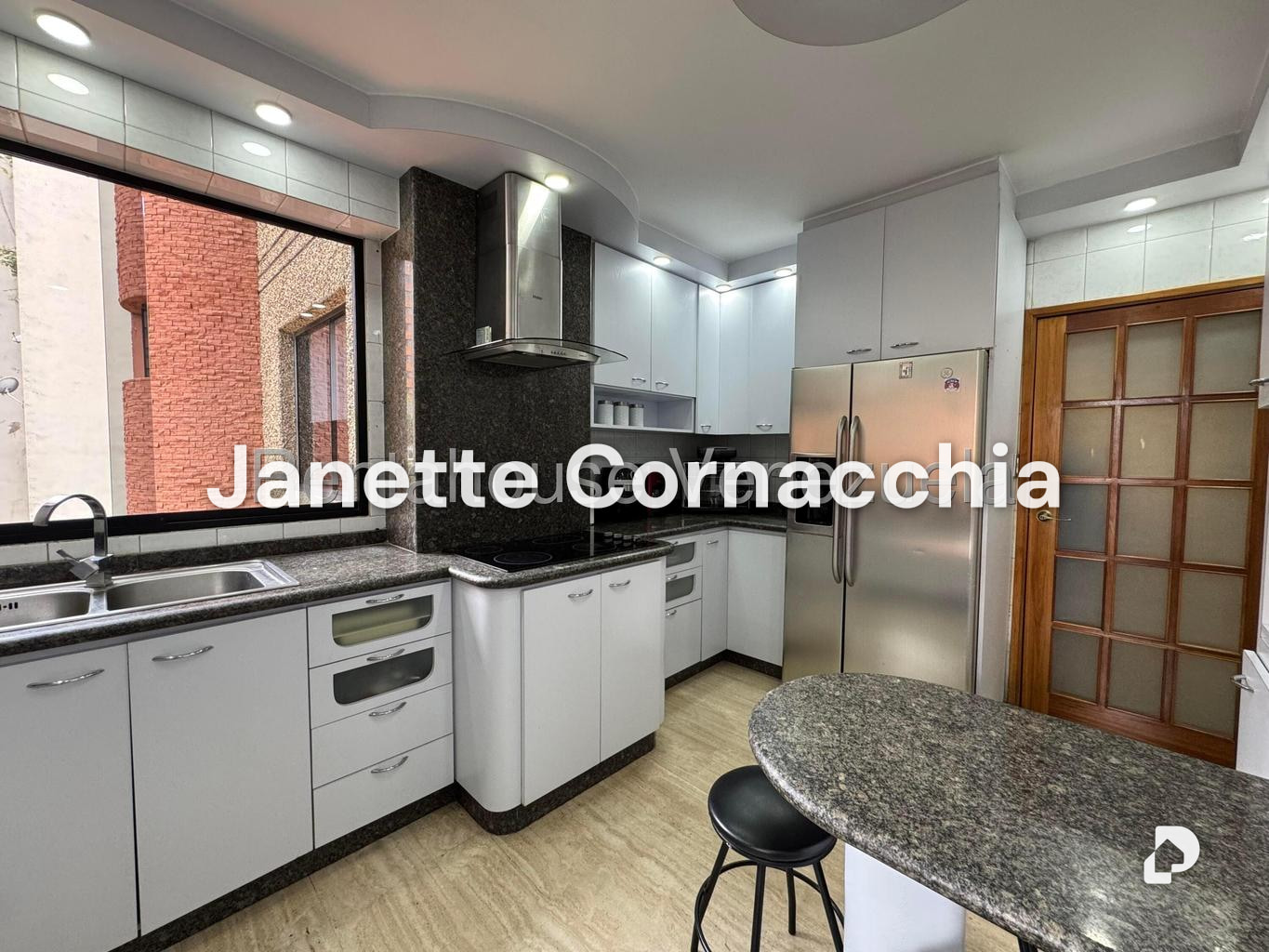 Apartamento en El Rosal, Caracas – 13