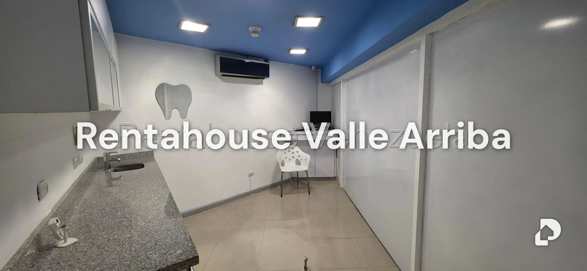 Local comercial en Altamira, Caracas – 12