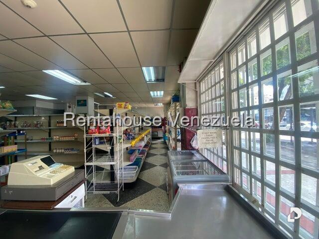 Local comercial en Las Acacias, Caracas – 14
