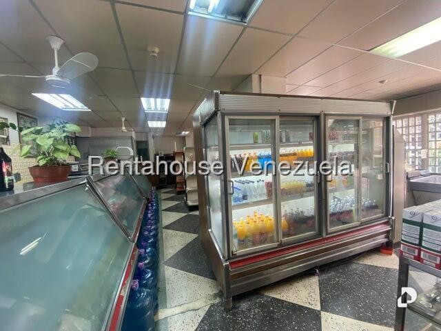 Local comercial en Las Acacias, Caracas – 11
