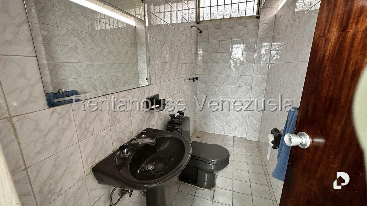Casa en Prados del Este, Caracas – 15