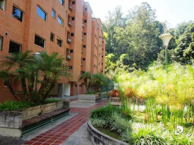 Apartamento en Lomas de La Lagunita, Caracas – 2