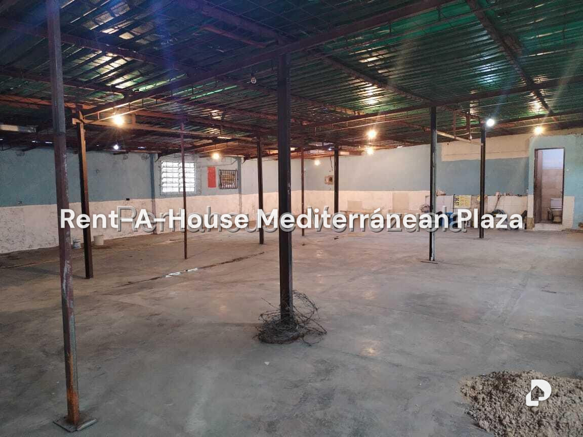 Local comercial en Avenida Cedeno, Valencia – 9
