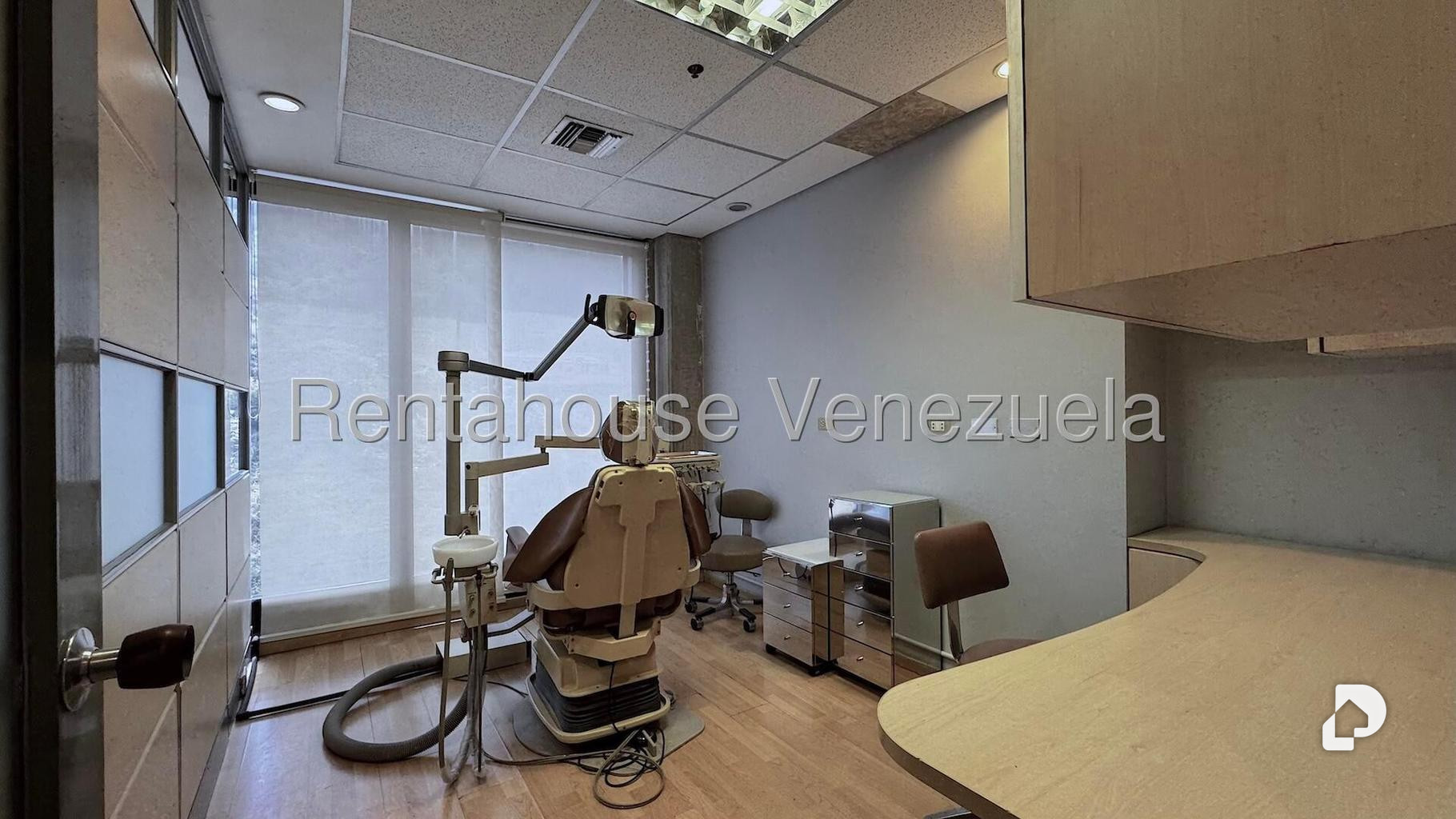 Local comercial en Vizcaya, Caracas – 13