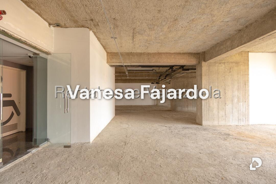 Office in Chacao, Caracas – 17