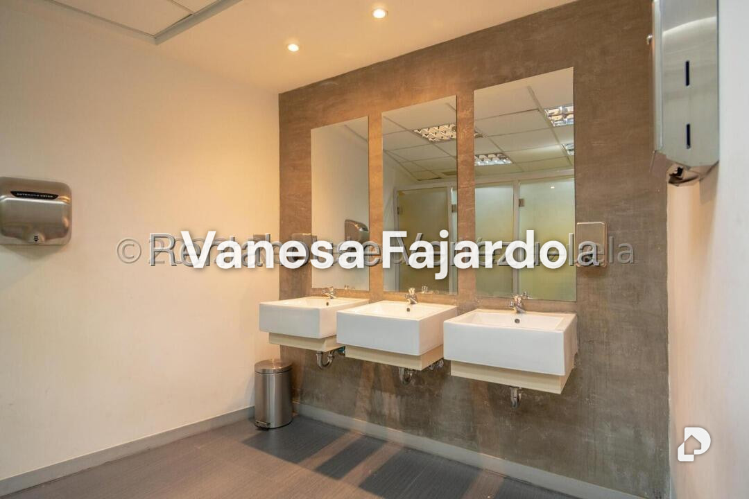 Office in Chacao, Caracas – 10