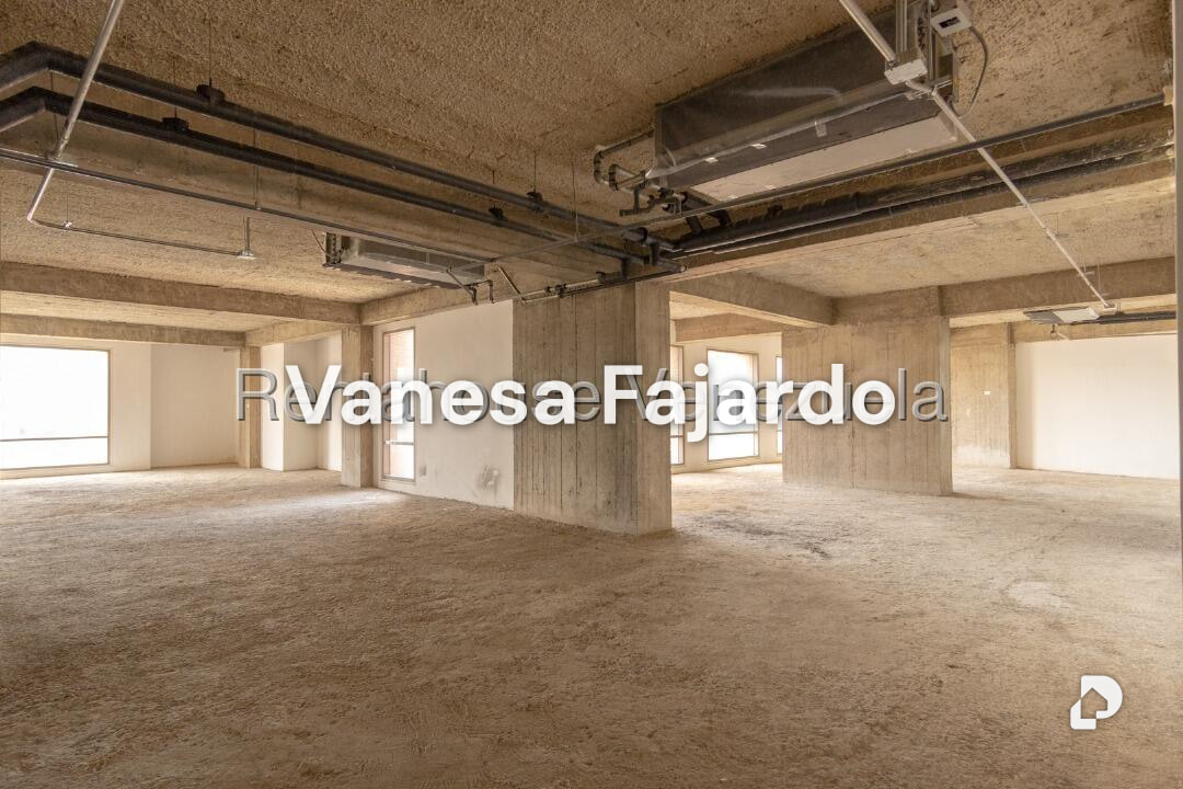 Office in Chacao, Caracas – 15